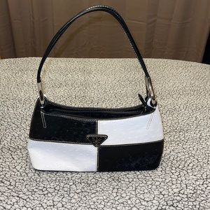 Small NYC Accessory purse black and white